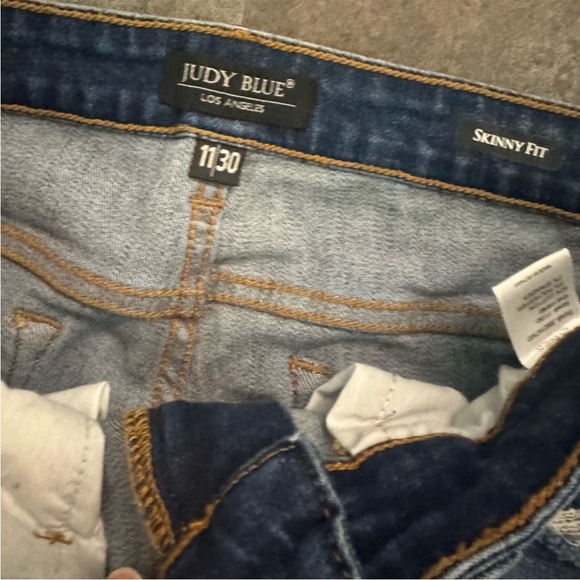 Judy Blue Distressed Skinny Jeans - Picture 3 of 3